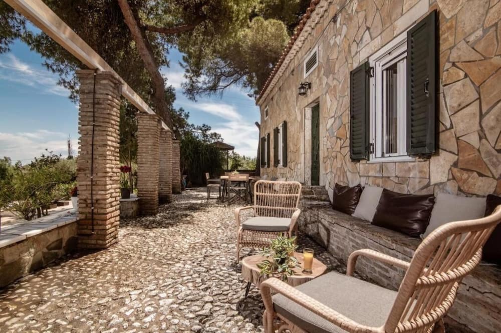 Photo of Patio Balcony in Agia Marina
