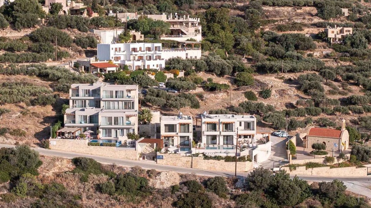 Photo of Others in Limeniskos