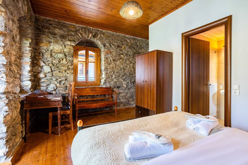 Photo of Bedroom in Artemisia