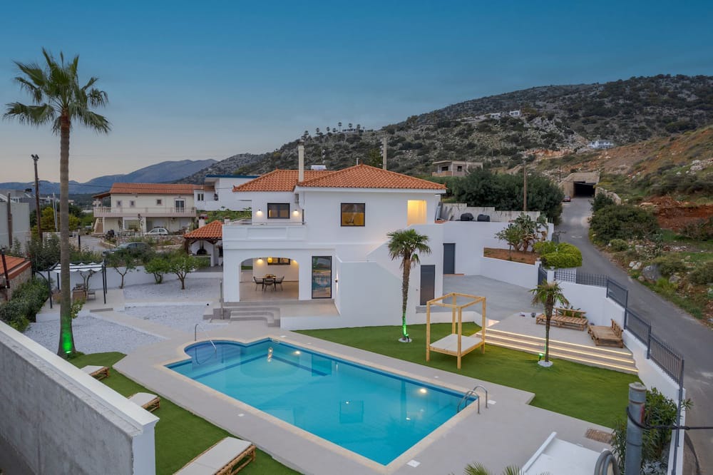 Photo of Outdoor in Malia