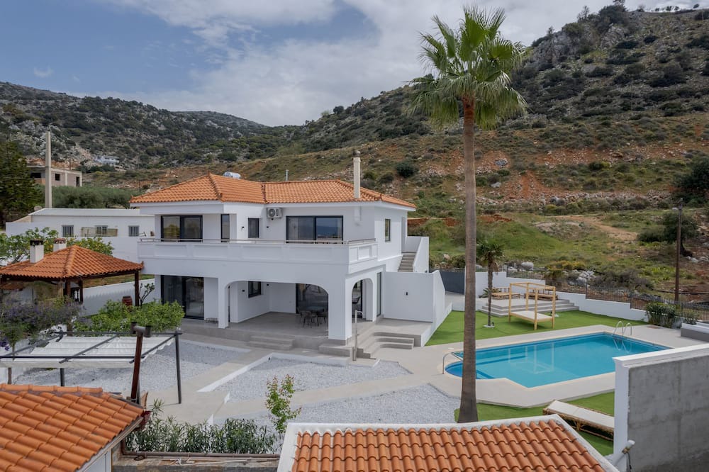 Photo of Outdoor in Malia