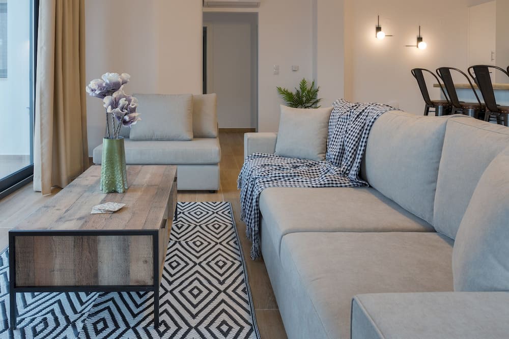 Photo of Livingroom in Malia