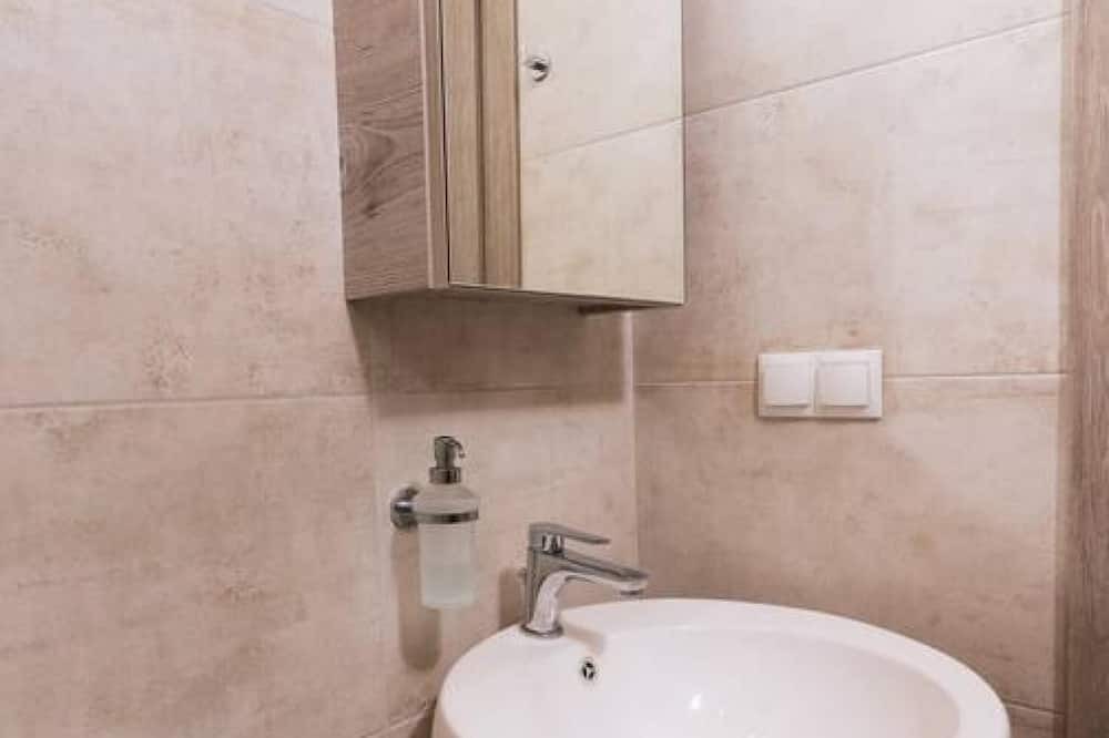 Photo of Bathroom in Petrokefalion