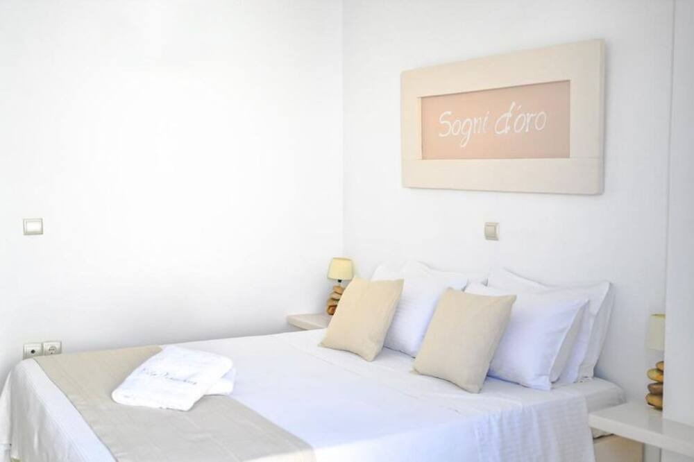 Photo of Bedroom in Ampelas