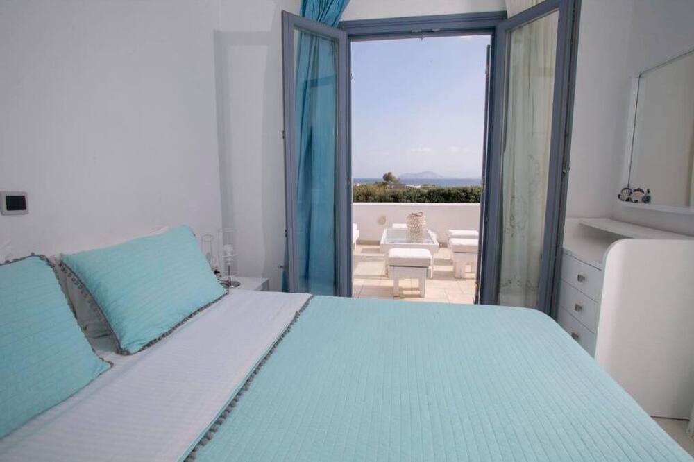Photo of Bedroom in Ampelas