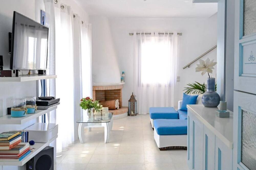 Photo of Livingroom in Ampelas