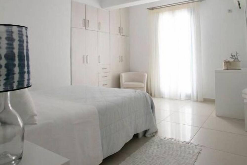 Photo of Bedroom in Ampelas