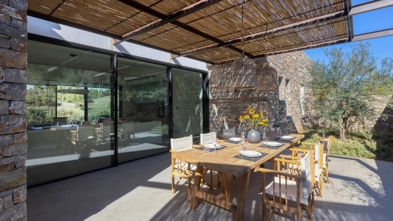 Photo of Outdoor in Agios Emilianos