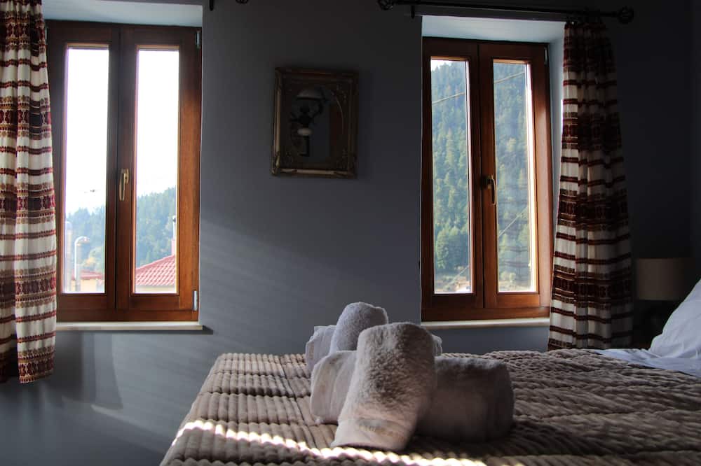 Photo of Bedroom in Karpenisi