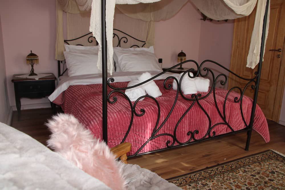 Photo of Bedroom in Karpenisi
