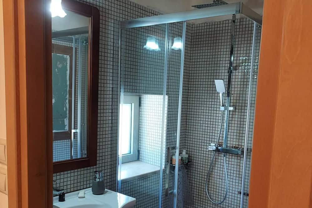Photo of Bathroom in Zarouhla