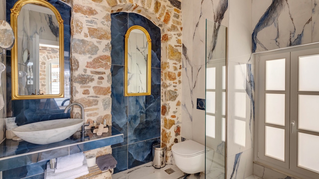 Photo of Bathroom in Ermoupoli