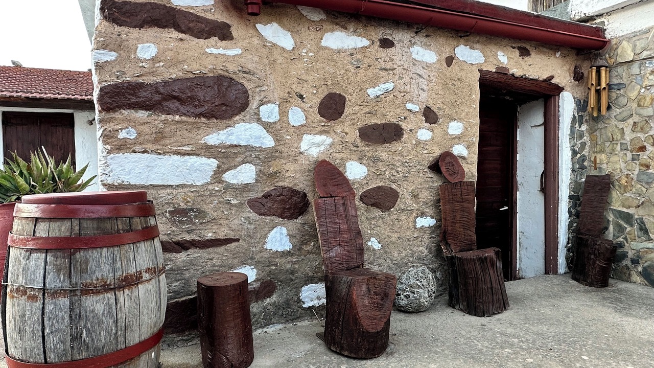 Photo of Outdoor in Strovles