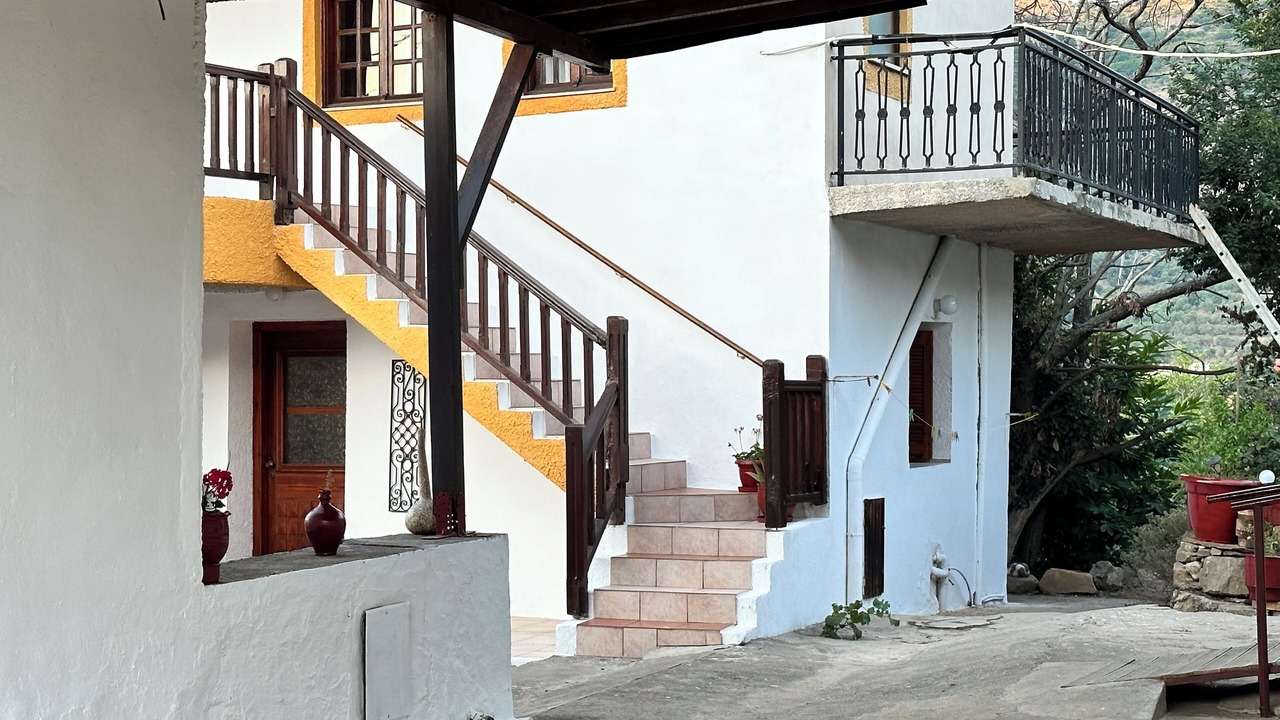 Photo of Outdoor in Strovles