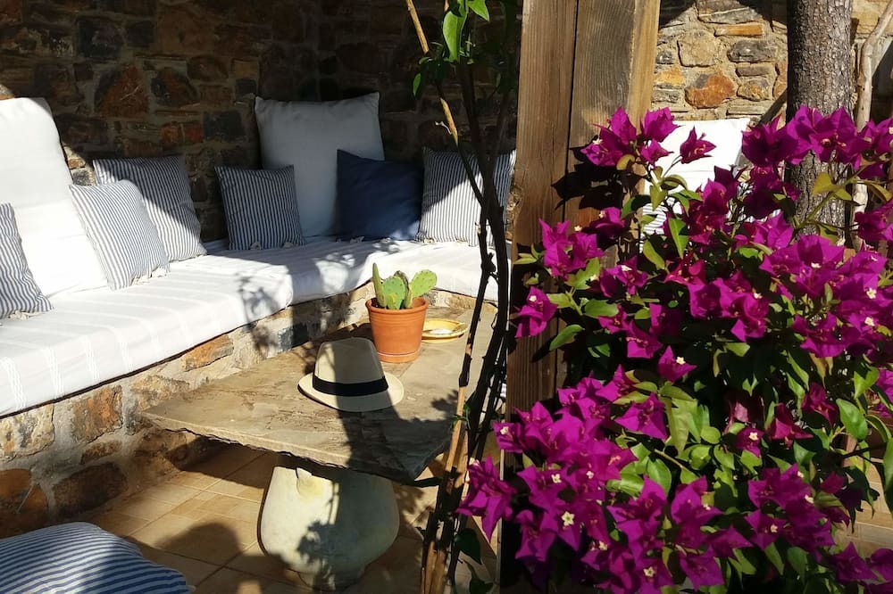 Photo of Patio Balcony in Nerotrivia