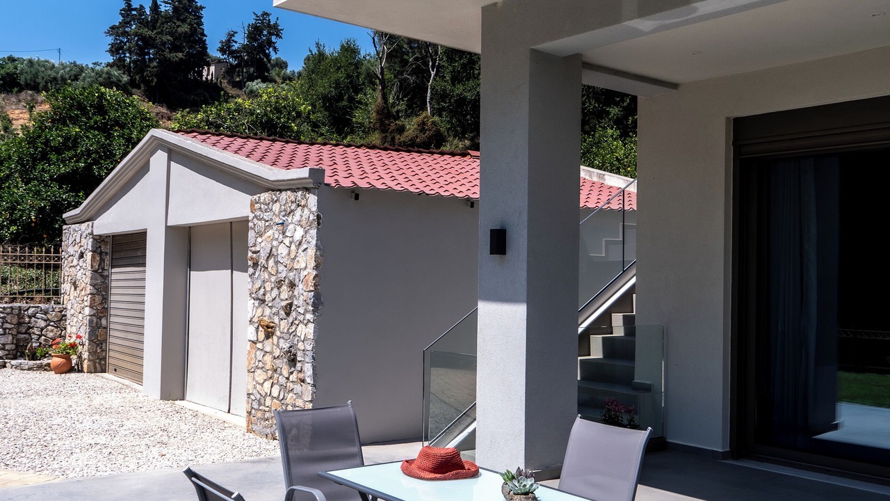 Photo of Patio Balcony in Koulkouthiana