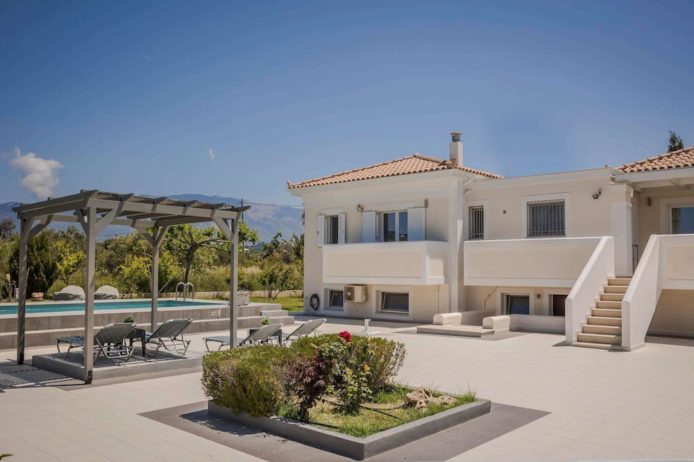 Photo of Outdoor in Svoronata