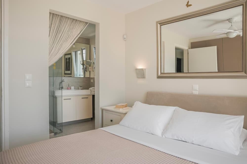 Photo of Bedroom in Svoronata