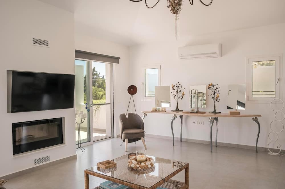 Photo of Livingroom in Svoronata