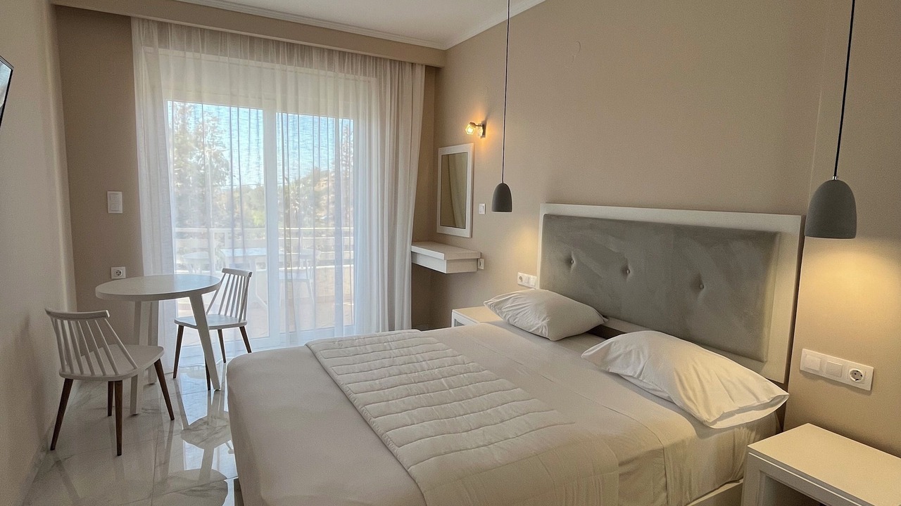 Photo of Bedroom in Gialos