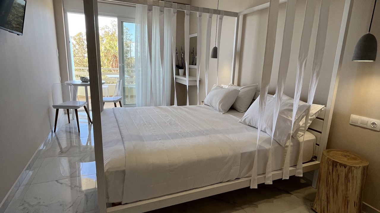 Photo of Bedroom in Gialos