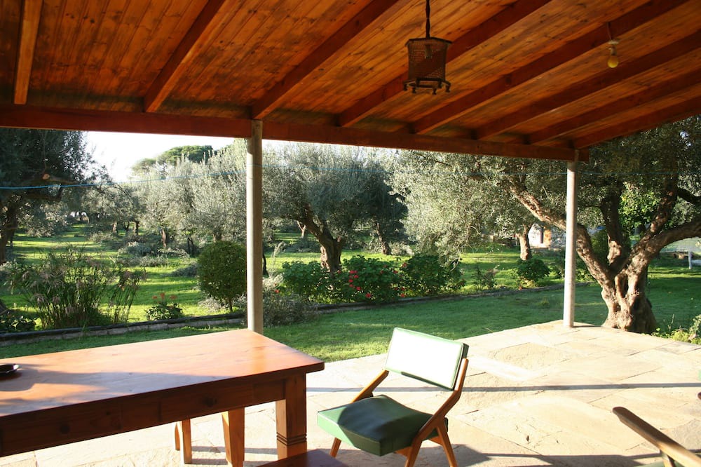 Photo of Patio Balcony in Gefira Mpania
