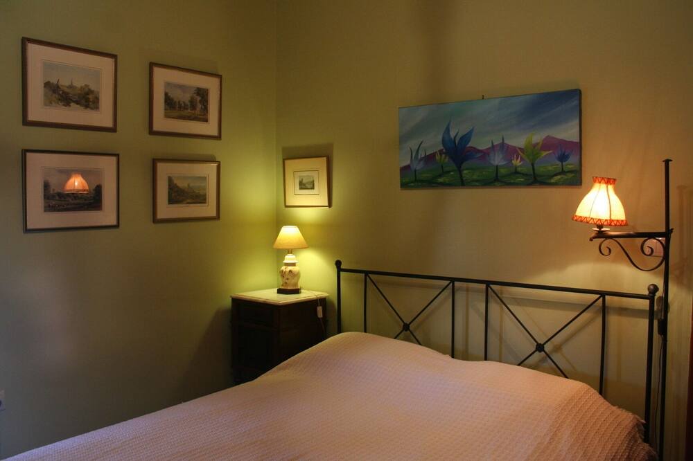 Photo of Bedroom in Gefira Mpania