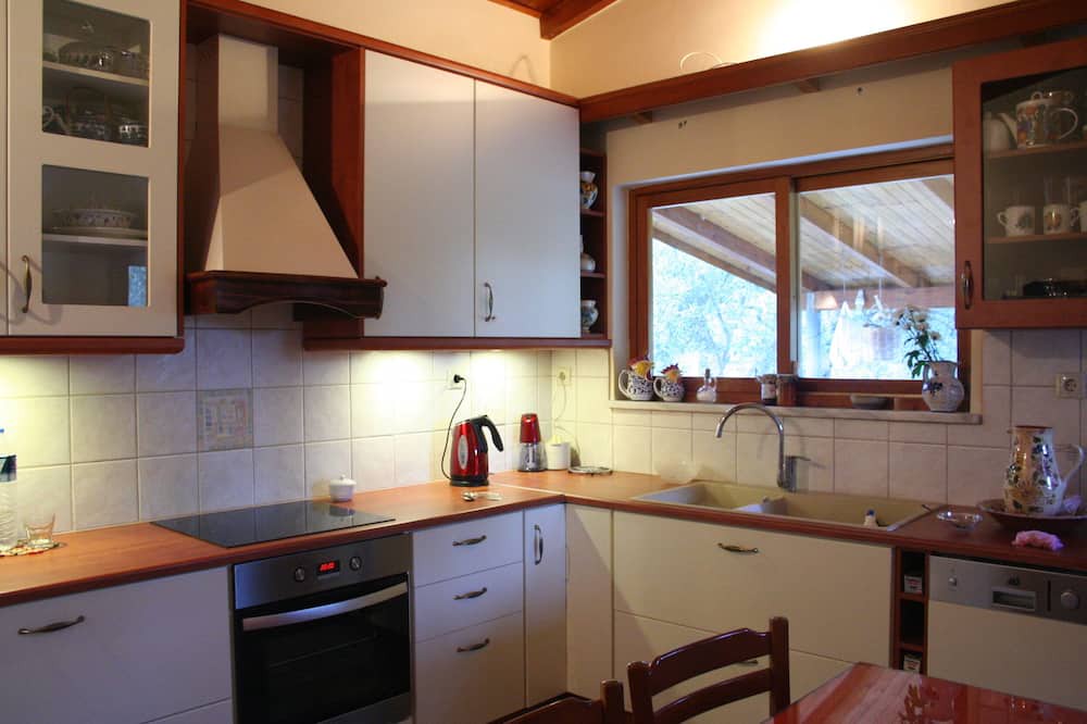Photo of Kitchen in Gefira Mpania