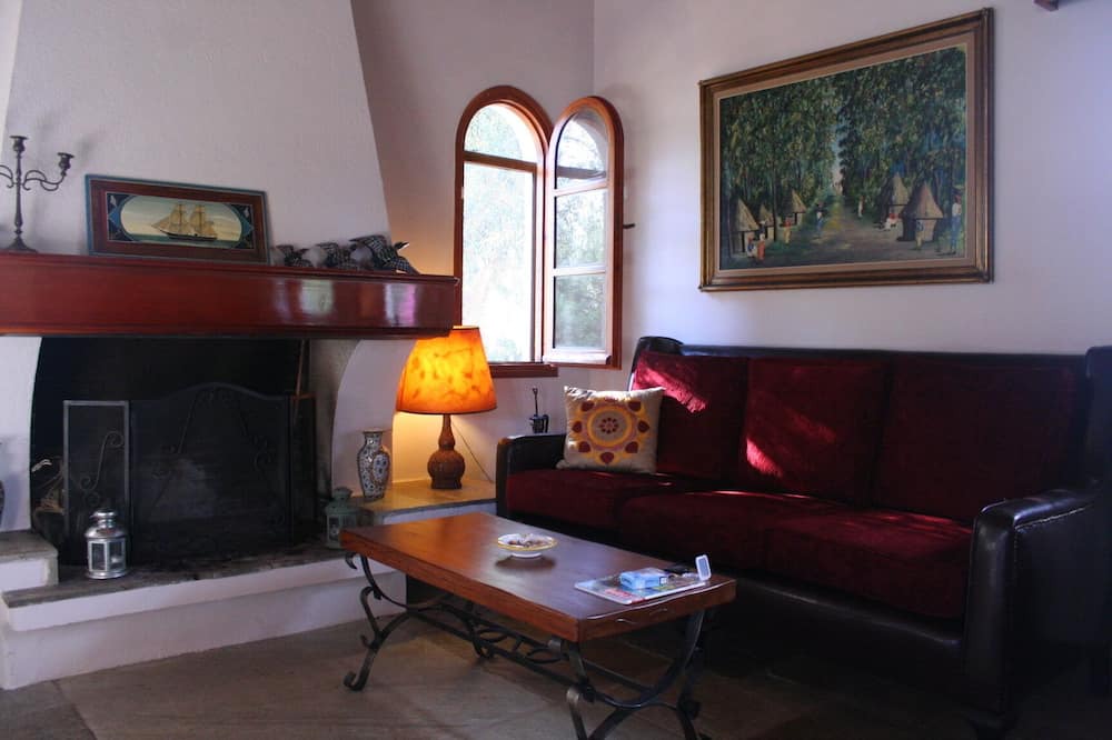 Photo of Livingroom in Gefira Mpania