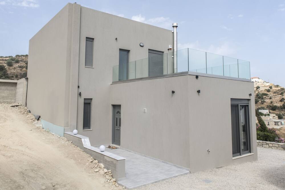 Photo of Outdoor in Kamilari