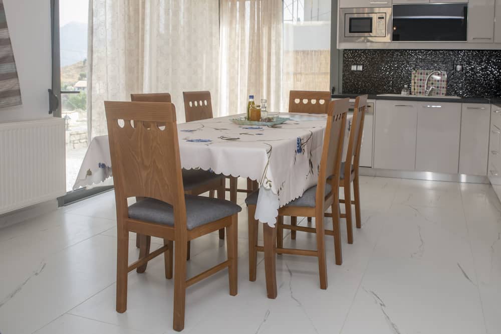 Photo of Kitchen in Kamilari
