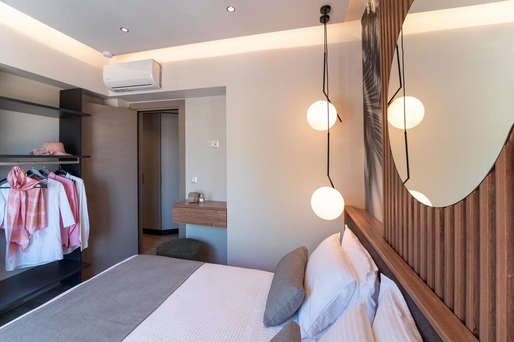Photo of Bedroom in Petaloudes