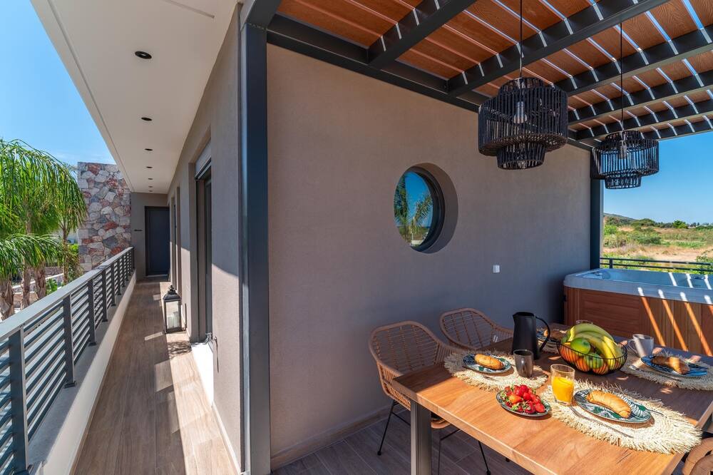 Photo of Patio Balcony in Petaloudes