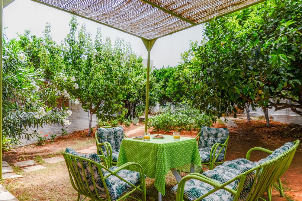 Photo of Patio Balcony in Old Hersonissos