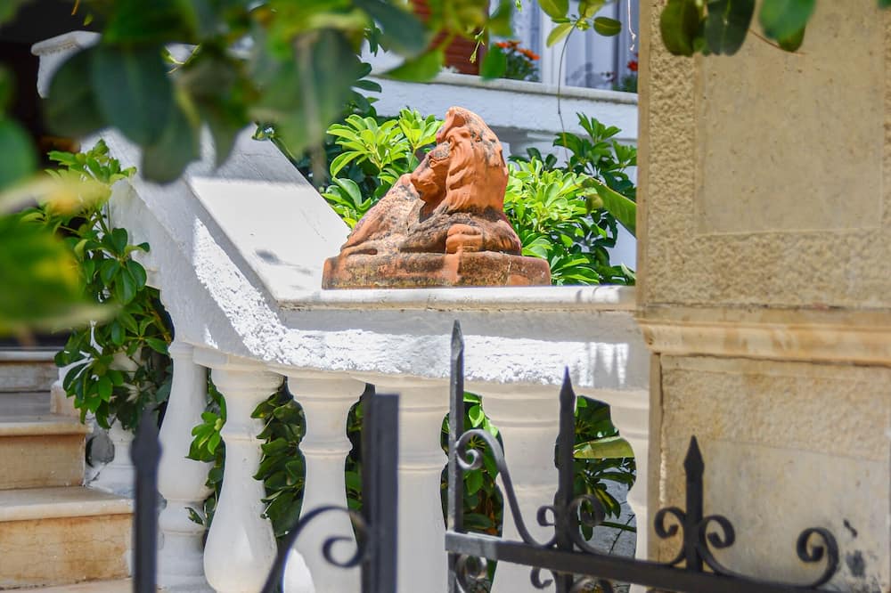 Photo of Others in Old Hersonissos