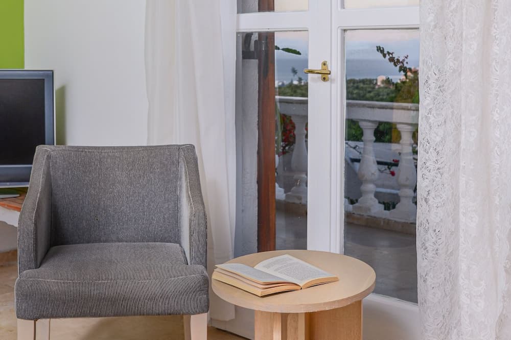 Photo of Livingroom in Old Hersonissos