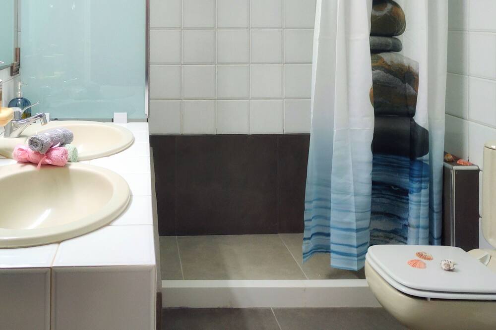 Photo of Bathroom in Old Hersonissos