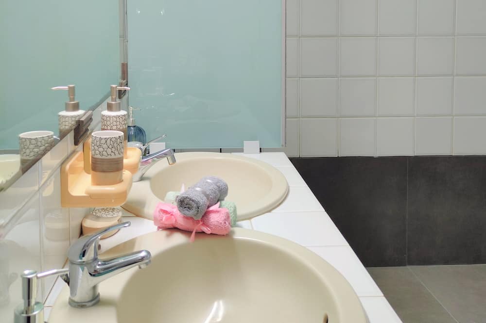Photo of Bathroom in Old Hersonissos