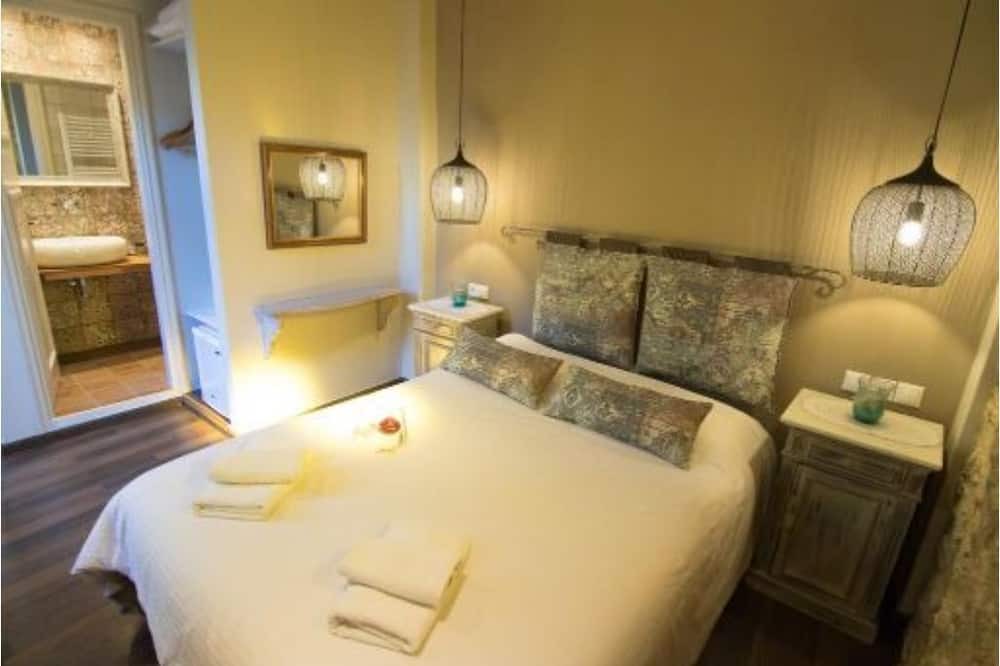 Photo of Bedroom in Galaxidi