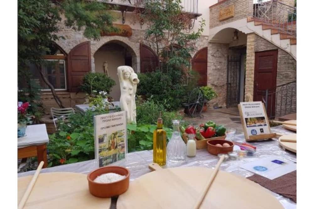Photo of Patio Balcony in Galaxidi