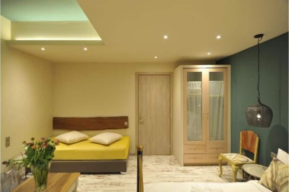 Photo of Bedroom in Galaxidi
