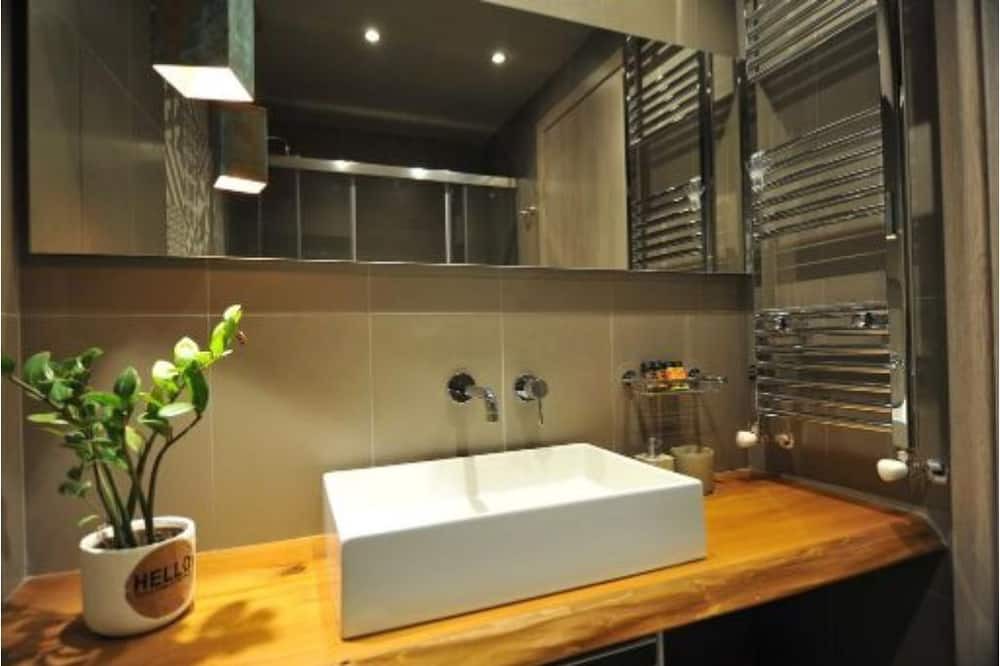 Photo of Bathroom in Galaxidi