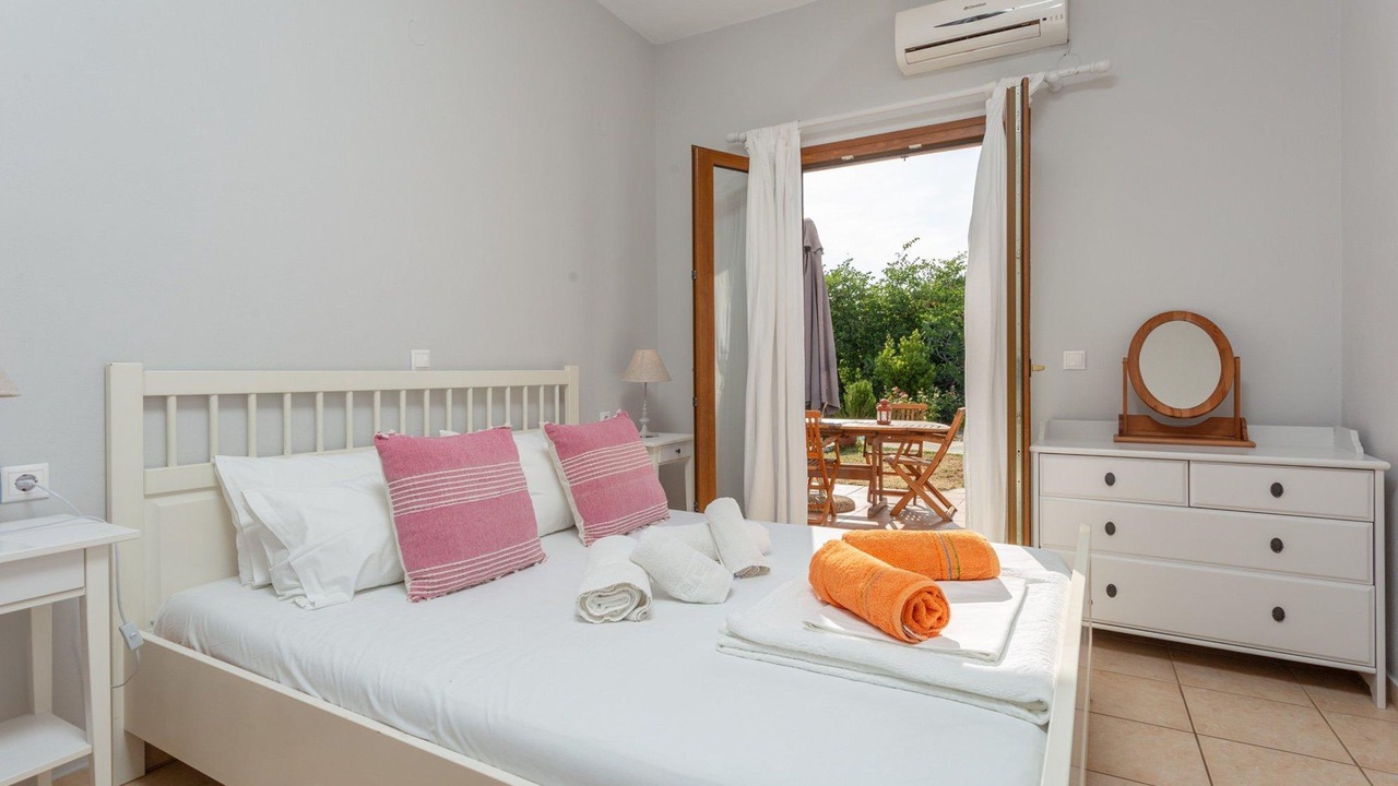 Photo of Bedroom in Skopelos