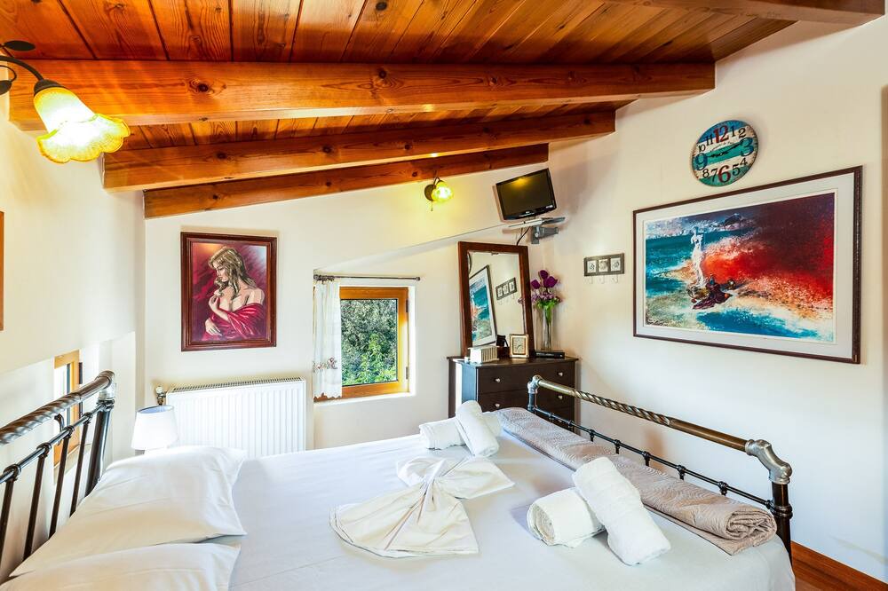 Photo of Others in Armenoi