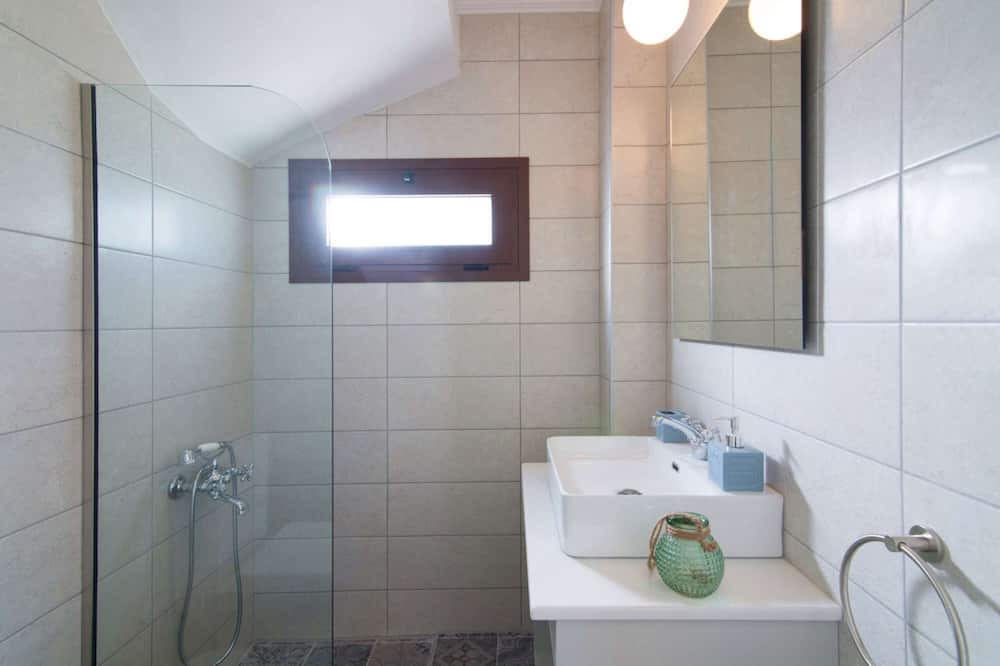 Photo of Bathroom in Episkopi