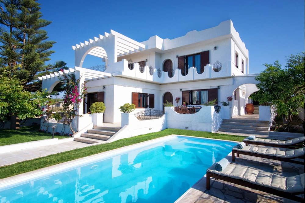 Photo of Outdoor in Episkopi