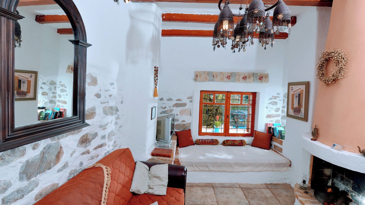Photo of Outdoor in Vrouhas