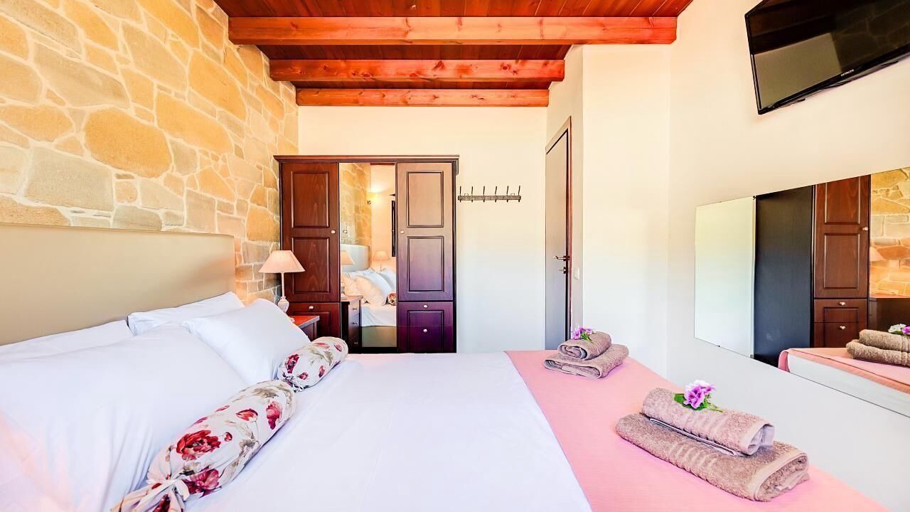 Photo of Bedroom in Pervolakia