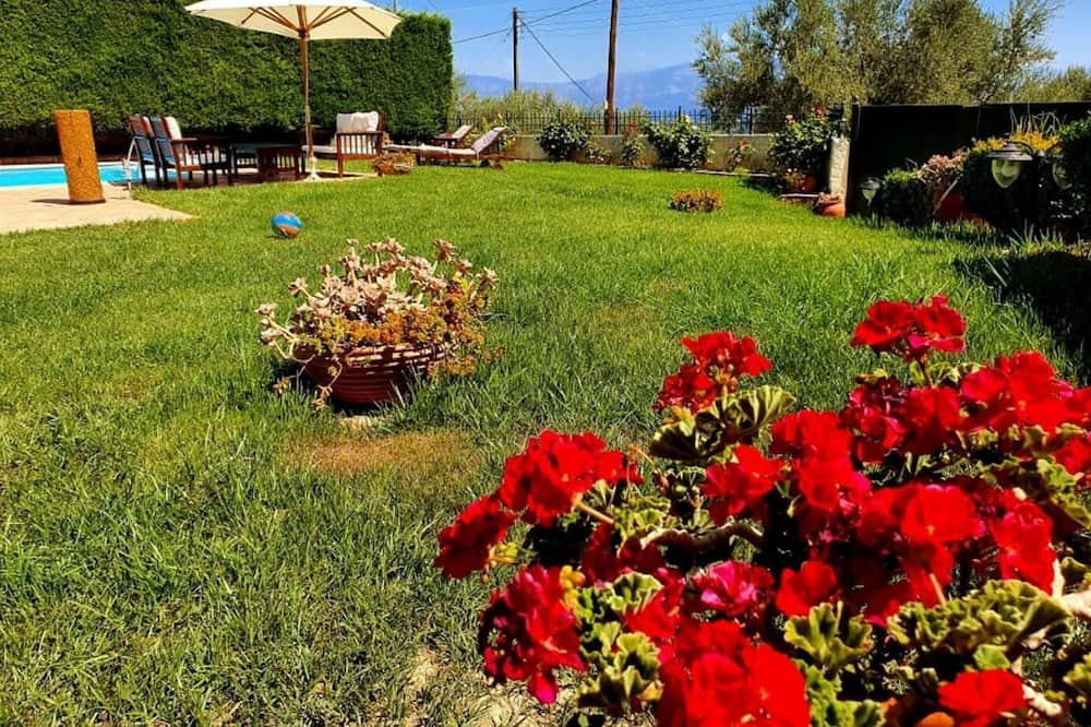 Photo of Outdoor in Paralia Porovitsis