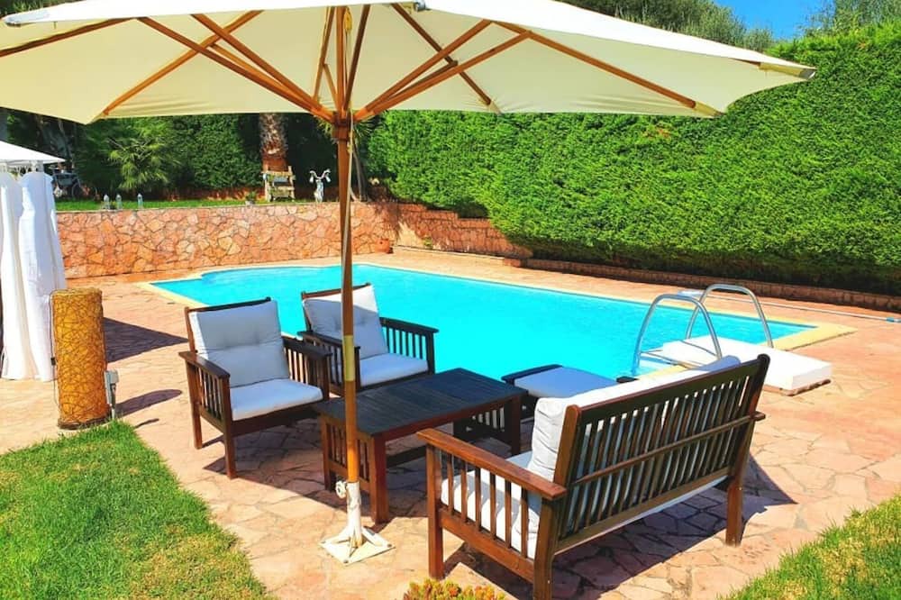 Photo of Outdoor in Paralia Porovitsis